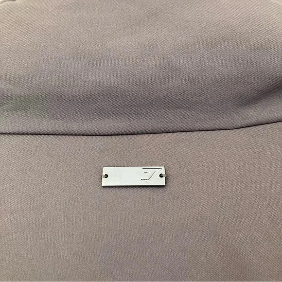 Gymshark‎ Oversized Puffer Jacket Size S Purple Lavender & Pink Slight Cropped - Picture 9 of 10